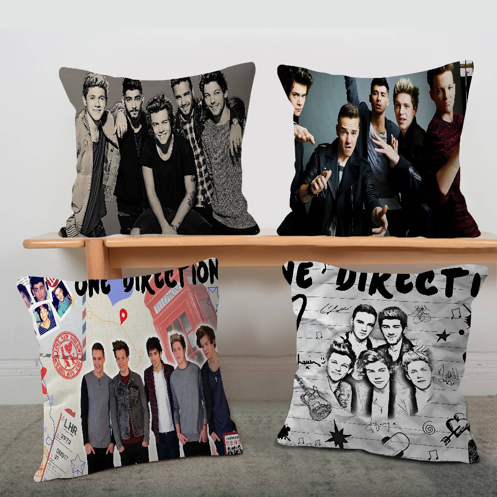 Home Textiles Direct - Чехол для подушки O-One Band Directions